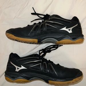 Used black Mizuno Women’s volleyball shoes.